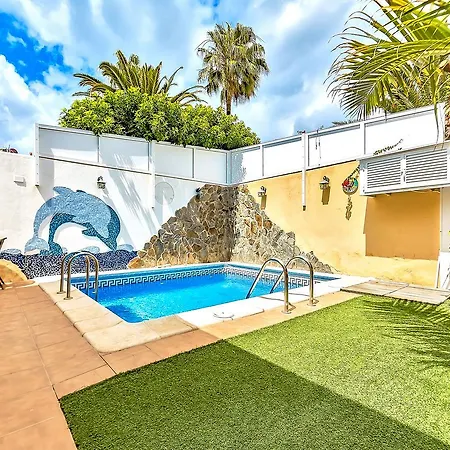 Puerto Colon Costa Adeje (Tenerife)